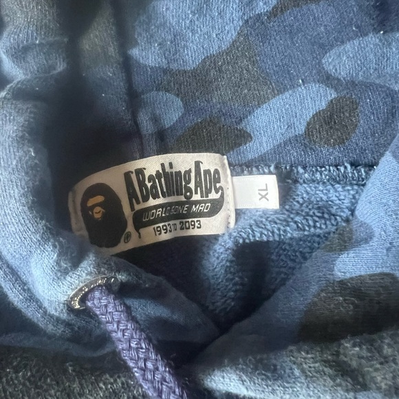 Bape hoodie W/tags&bags - Picture 2 of 2